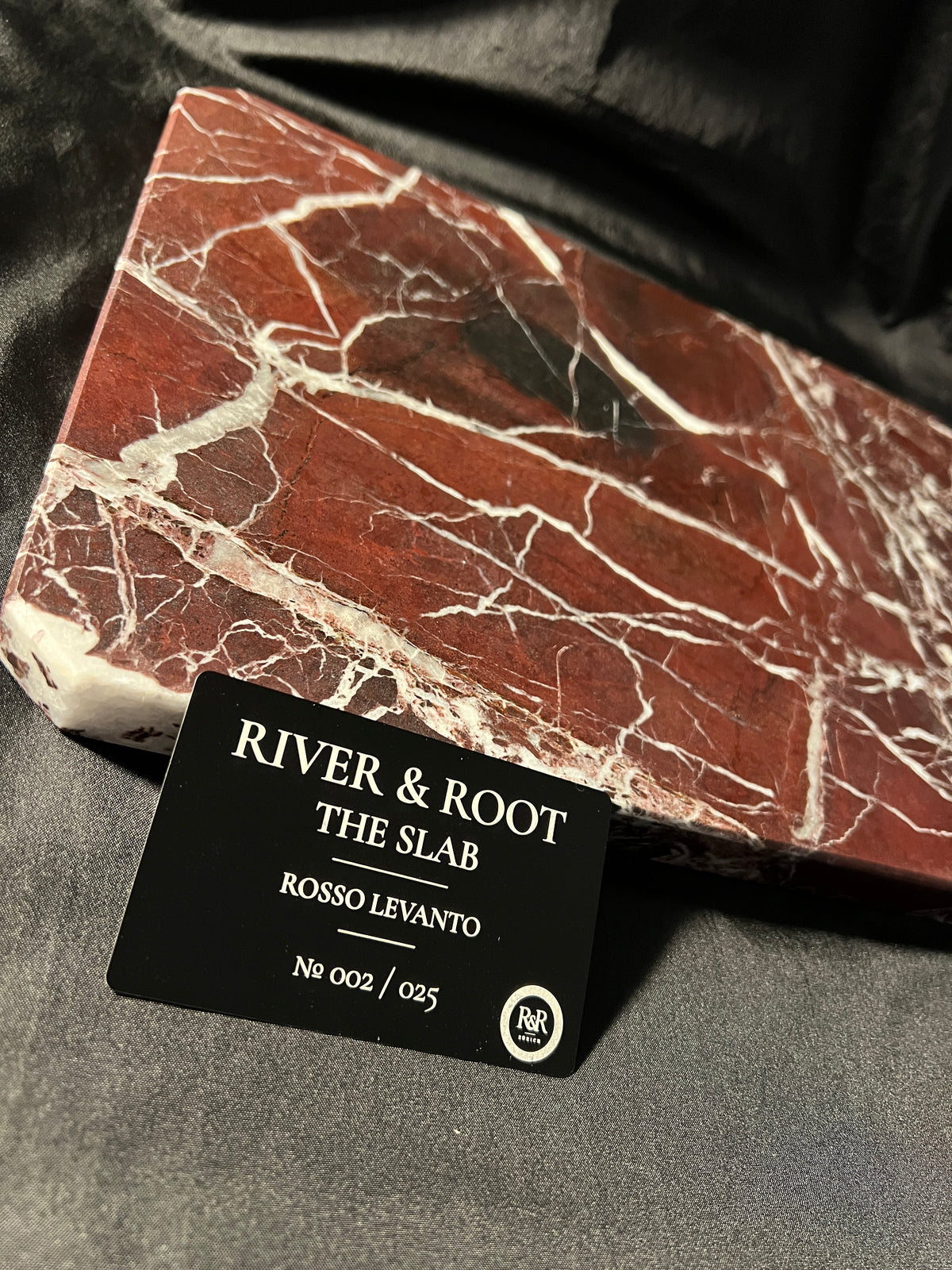 THE SLAB — ROSSO LEVANTO Nº 002/025