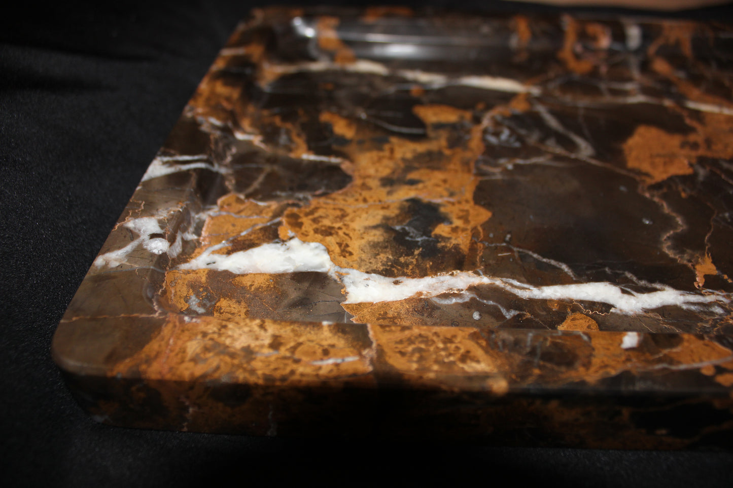 The way it is - River & Root the beauty of a Marble Tray