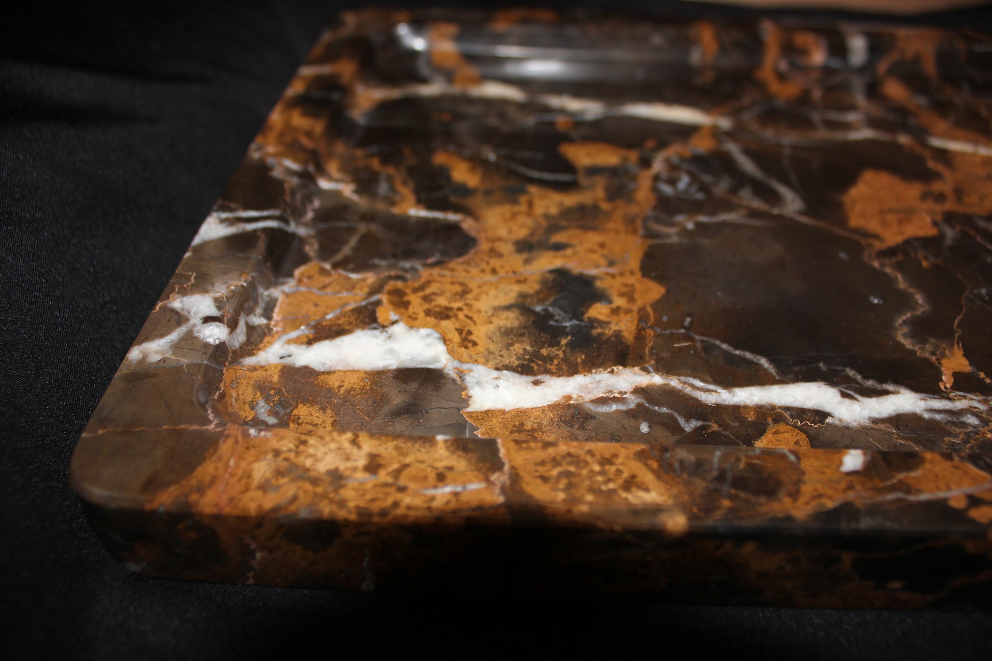 The way it is - River & Root the beauty of a Marble Tray